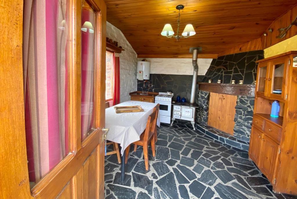 Hosteria & Cabanas Rio Fenix Perito Moreno Eksteriør billede