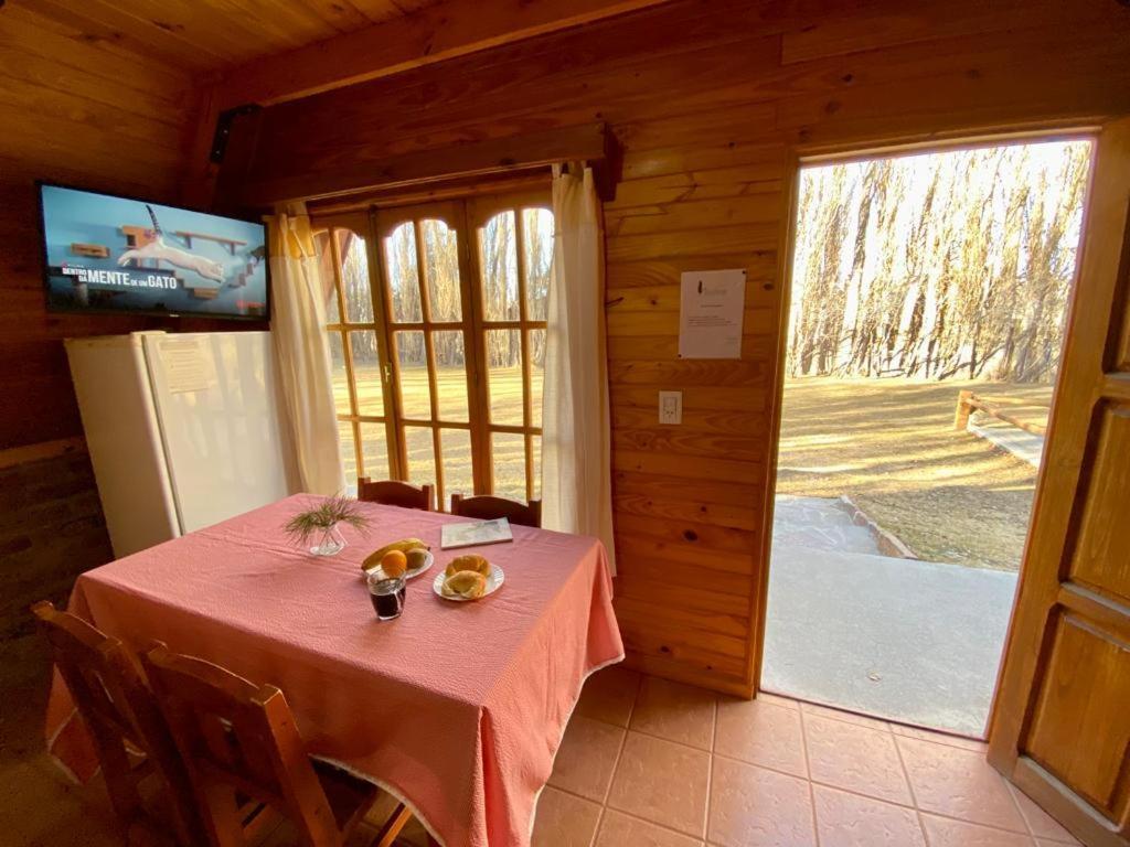 Hosteria & Cabanas Rio Fenix Perito Moreno Eksteriør billede